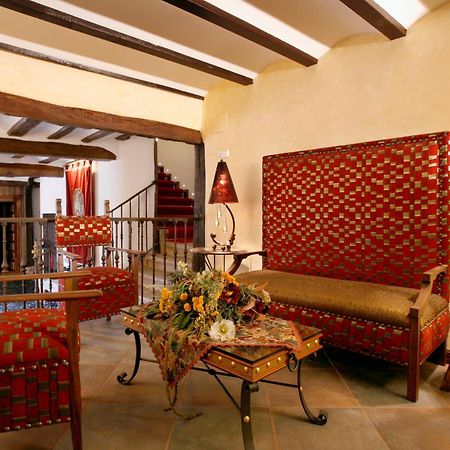 Hotel Boutique Real Casona De Las Amas Azofra Room photo