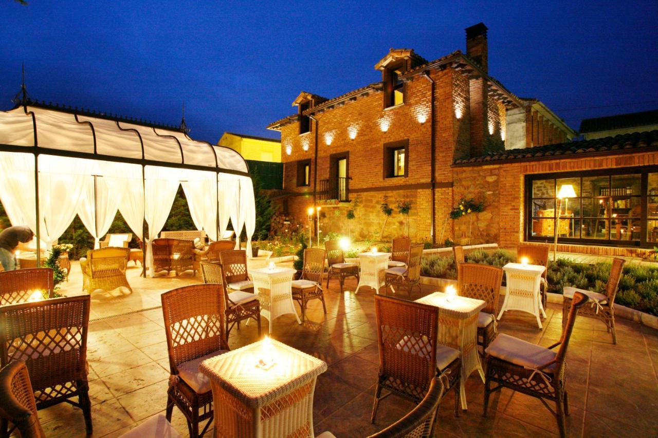 Hotel Boutique Real Casona De Las Amas Azofra Exterior photo