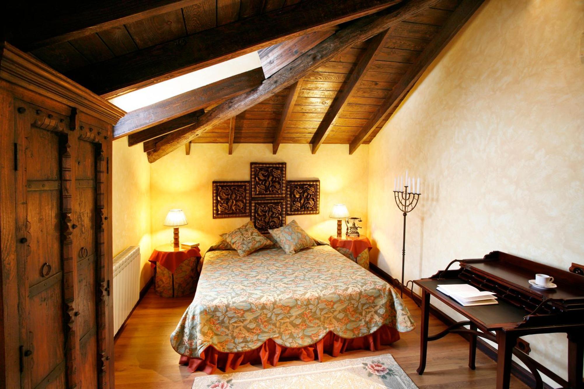 Hotel Boutique Real Casona De Las Amas Azofra Exterior photo