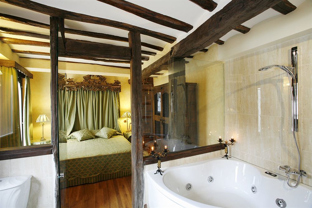 Hotel Boutique Real Casona De Las Amas Azofra Exterior photo
